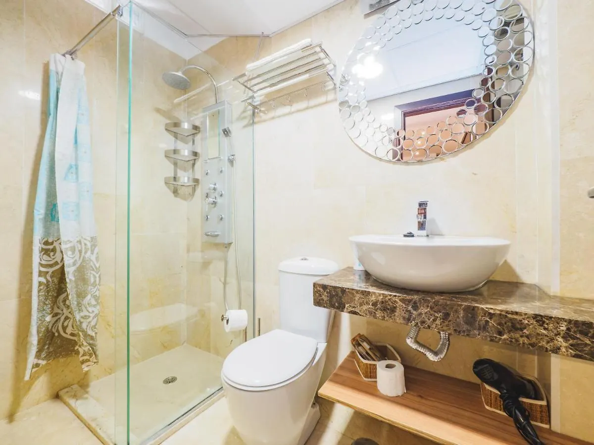 Cubo'S Apartamento 33 Carreteria 3B Malaga Spain